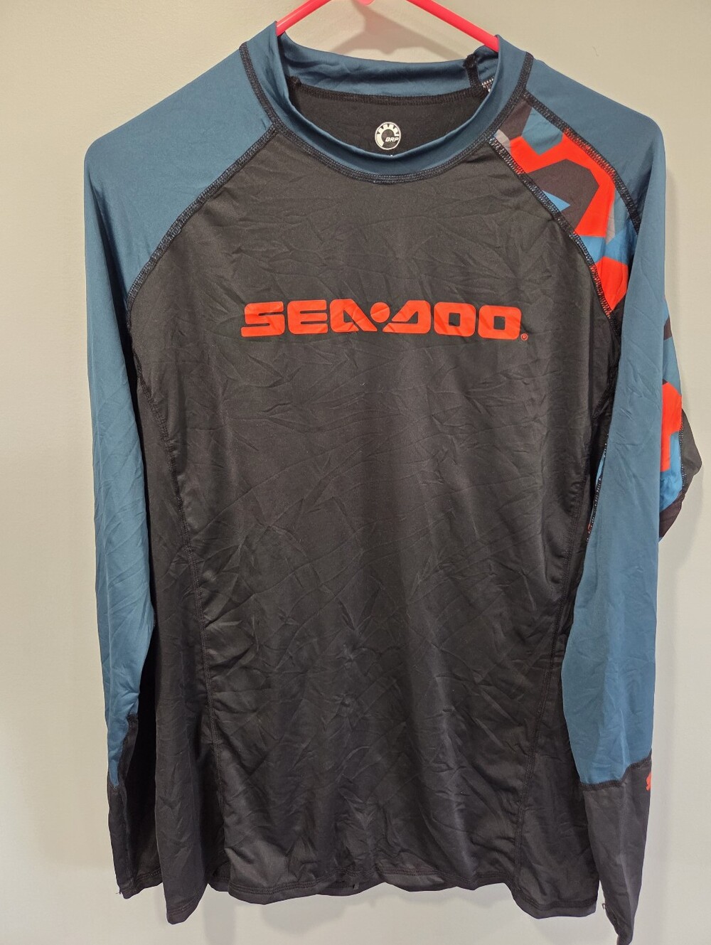 BRP Sea-Doo Men's Catching Waves Long Sleeve Rashguard Size Medium